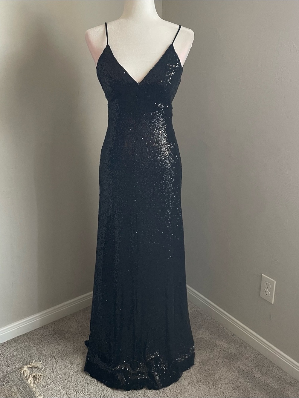 B. Smart Black Sequin Spaghetti-Strap Maxi Dress Floor Length Event Gown
